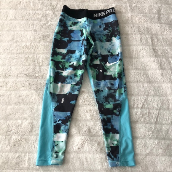 Nike Pro youth leggings - Picture 2 of 8